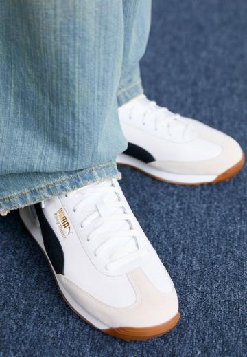 Кроссовки для ходьбы