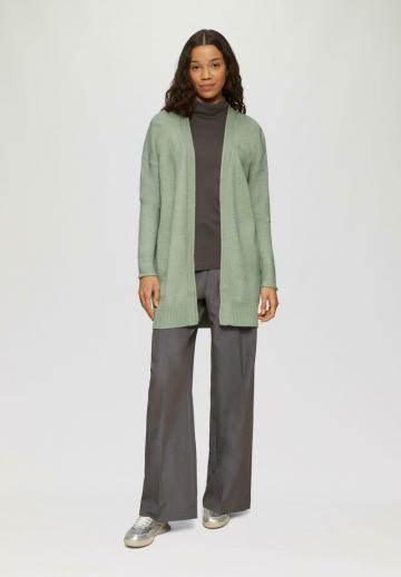 Длинный жилет