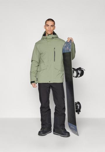 Сноубордическая куртка
