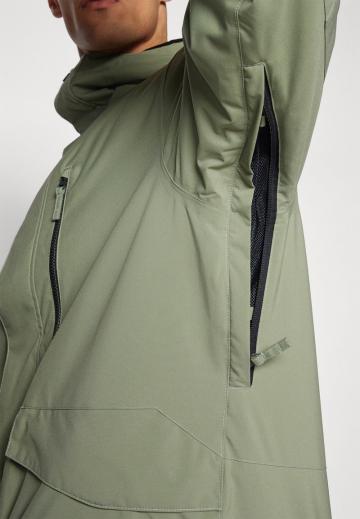 Сноубордическая куртка