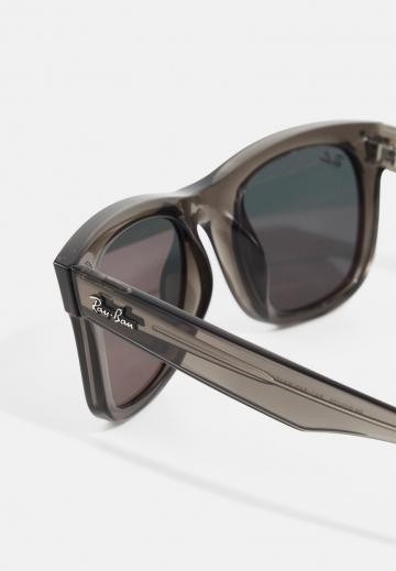 Солнечные очки