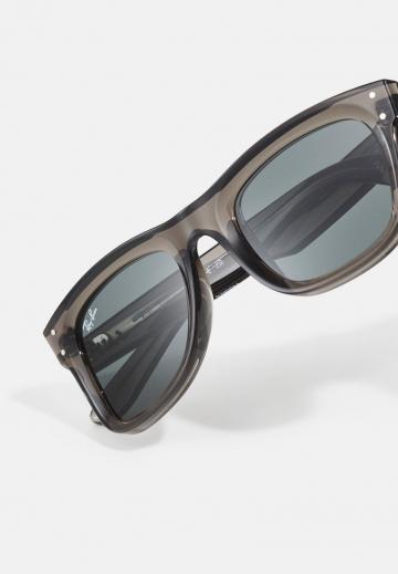 Солнечные очки