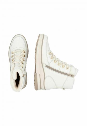 Сапожки на танкетке