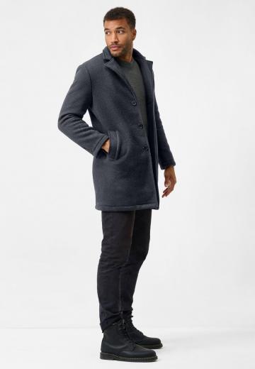 Короткое пальто