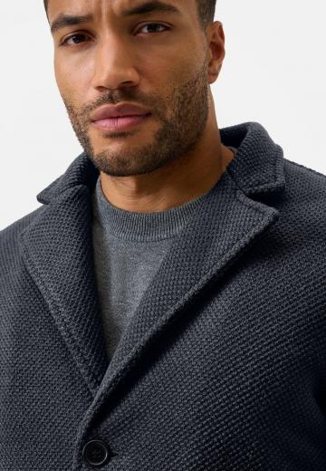 Короткое пальто