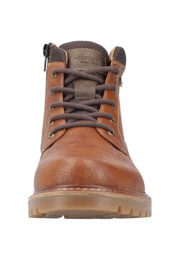 Ботинки на шнуровке