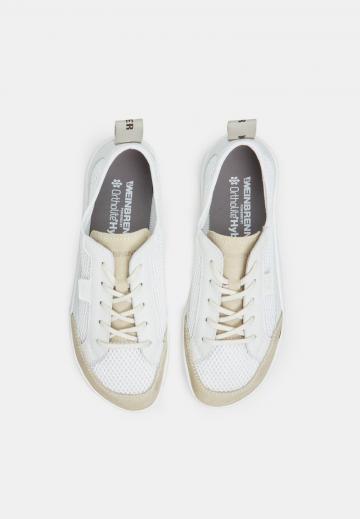 Спортивные балетки