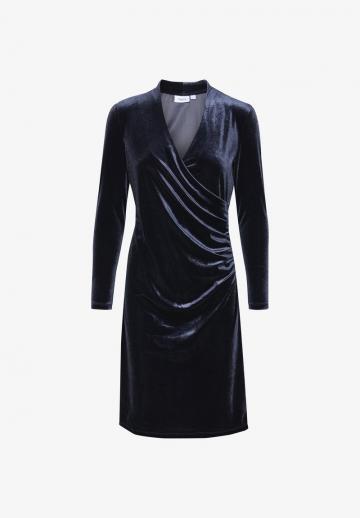 Платье футляр