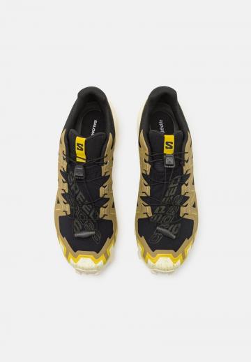 Беговые кроссовки