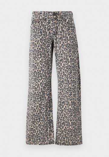 Широкие брюки