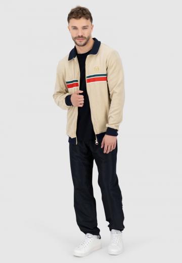 Спортивная куртка