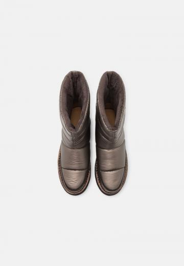 Полусапожки на платформе