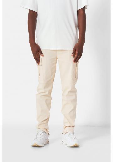 Брюки с накладными карманами