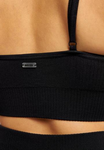 Бюстгальтер без косточек