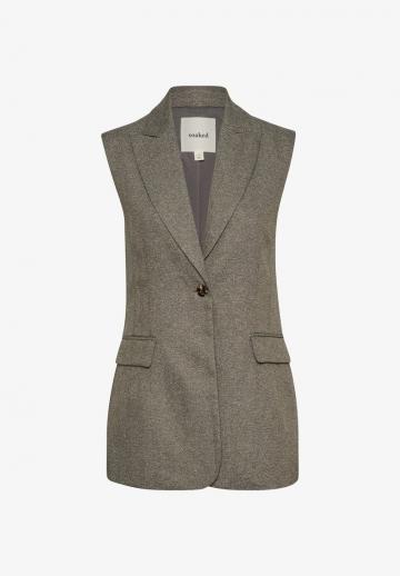 Длинный жилет