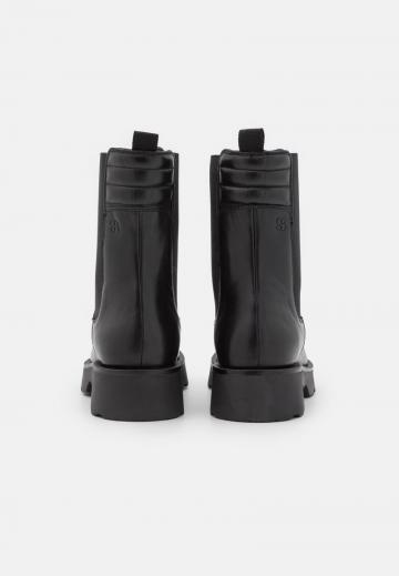 Ботинки челси