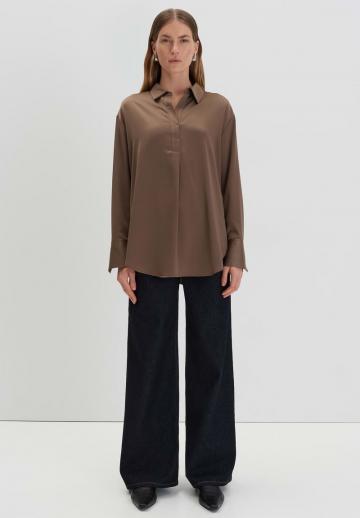 Атласная блузка