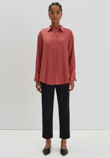 Атласная блузка