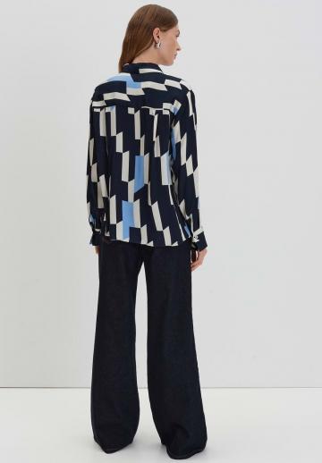 Атласная блузка