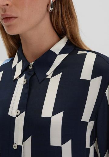 Атласная блузка