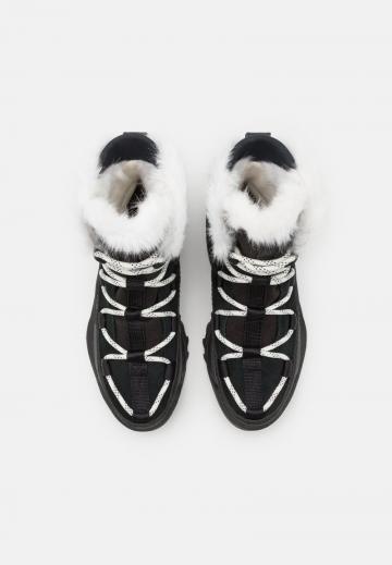 Зимние ботинки