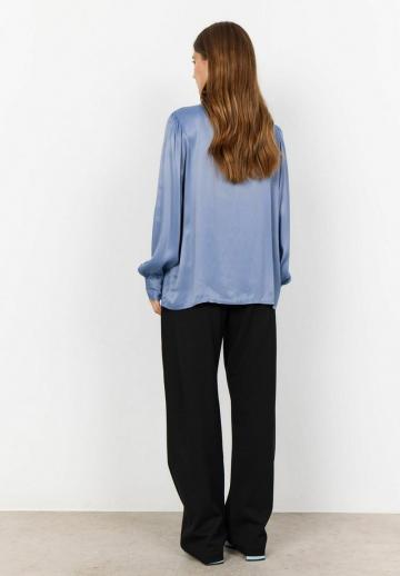 Атласная блузка