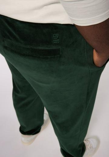 Спортивные штаны