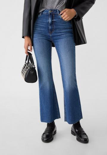 Короткие джинсы