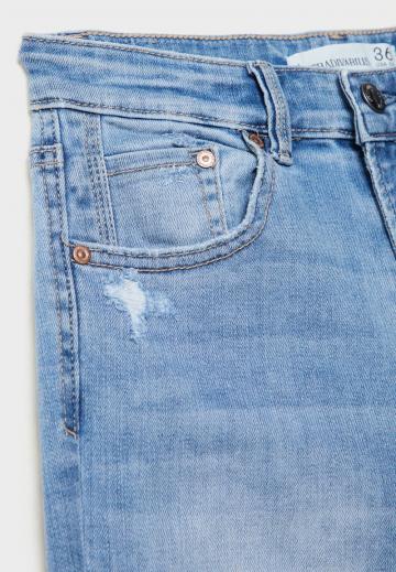 Короткие джинсы