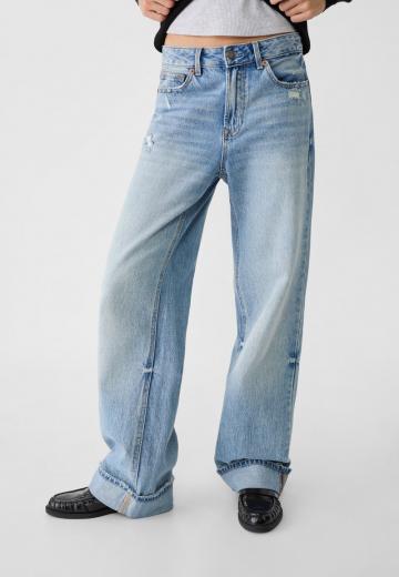 Прямые джинсы