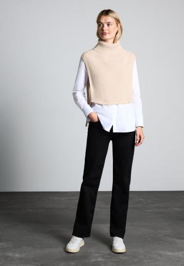 Короткая куртка