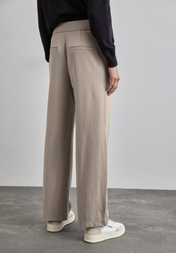 Прямые брюки