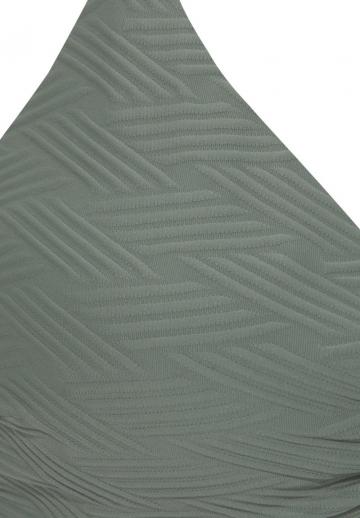 Треугольное бикини