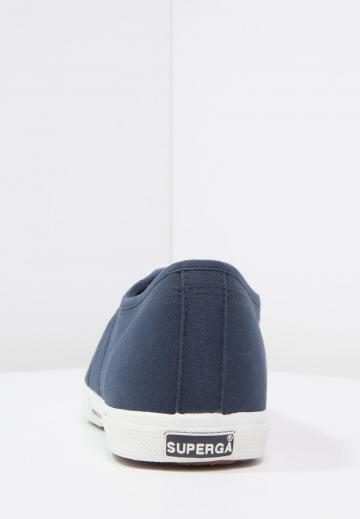 Спортивные балетки