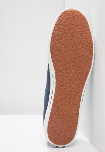 Спортивные балетки