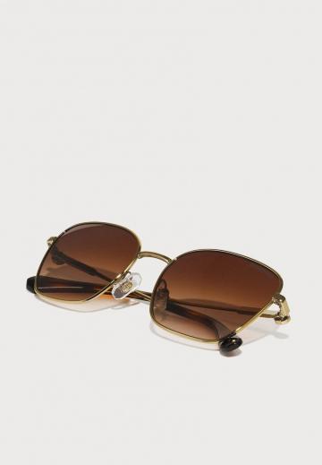 Солнечные очки