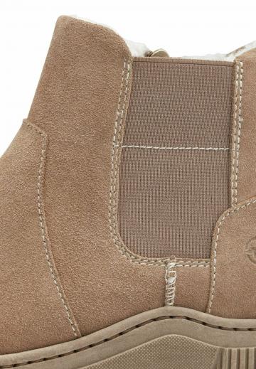 Сапожки на танкетке