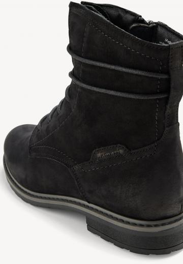 Ботинки на шнуровке