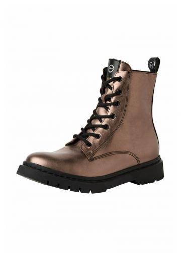 Ботинки на шнуровке