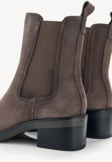 Ботинки челси