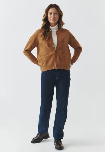 Вязаный жилет