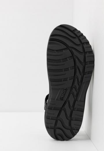 Спортивные сандалии