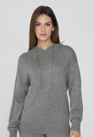 Пуловер с капюшоном