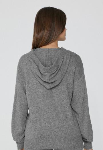 Пуловер с капюшоном