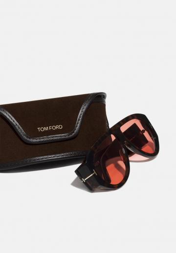 Солнечные очки