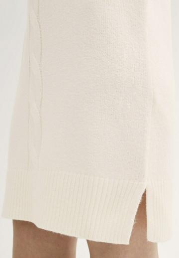 Вязаное платье