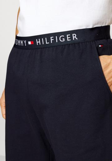 Пижама с шортами