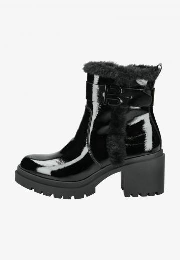 Зимние ботинки