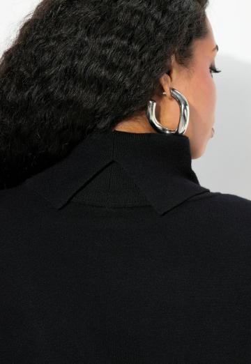 Вязаное платье