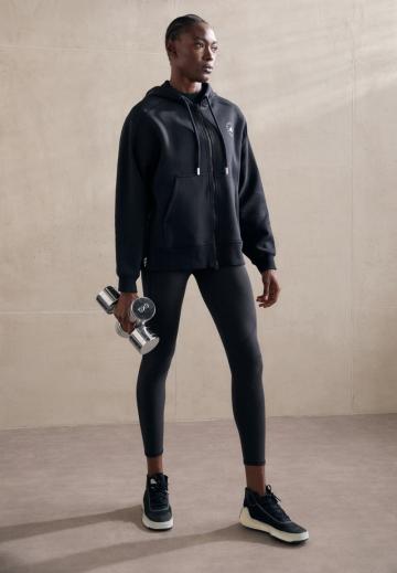 Спортивная толстовка